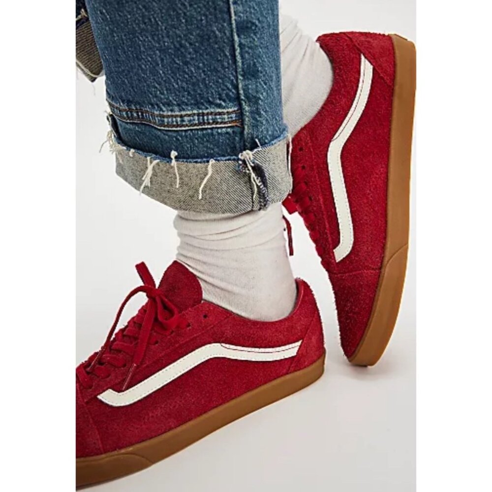 New Vans Old Skool Low Pro WMNS Red/Gum Sneakers Size 8 Womens streetwear